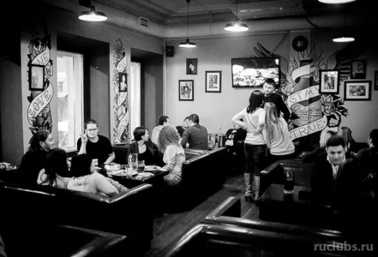 bar&cafe rock’n’roll фото 4 - ruclubs.ru